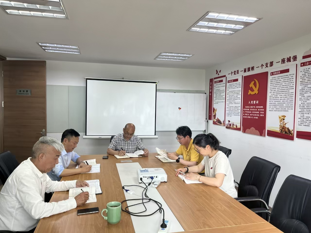 微信图片_20240521101449.jpg