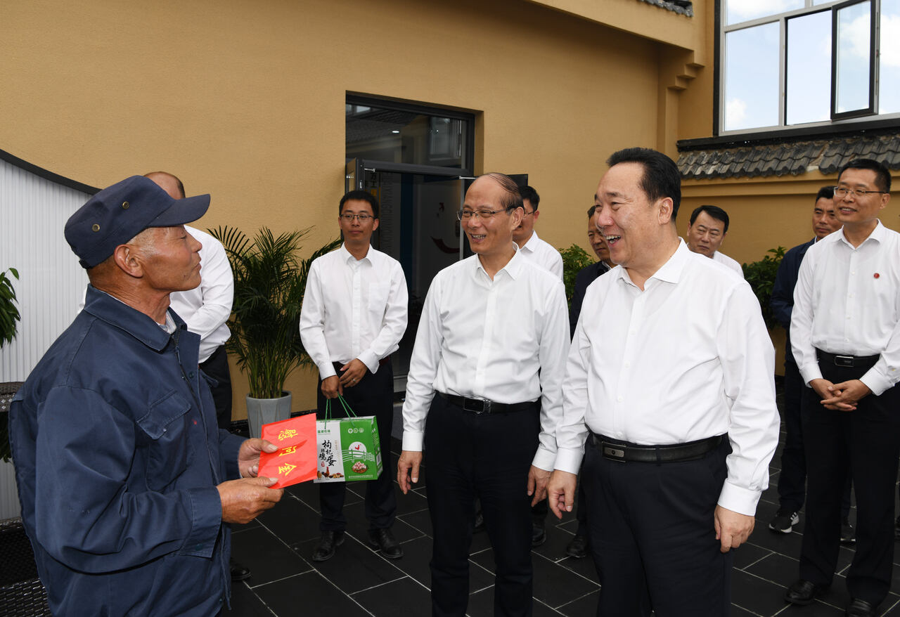 1720405181660054382.jpg 7a6bfc9eef1242cfb212f3604064593f.jpg