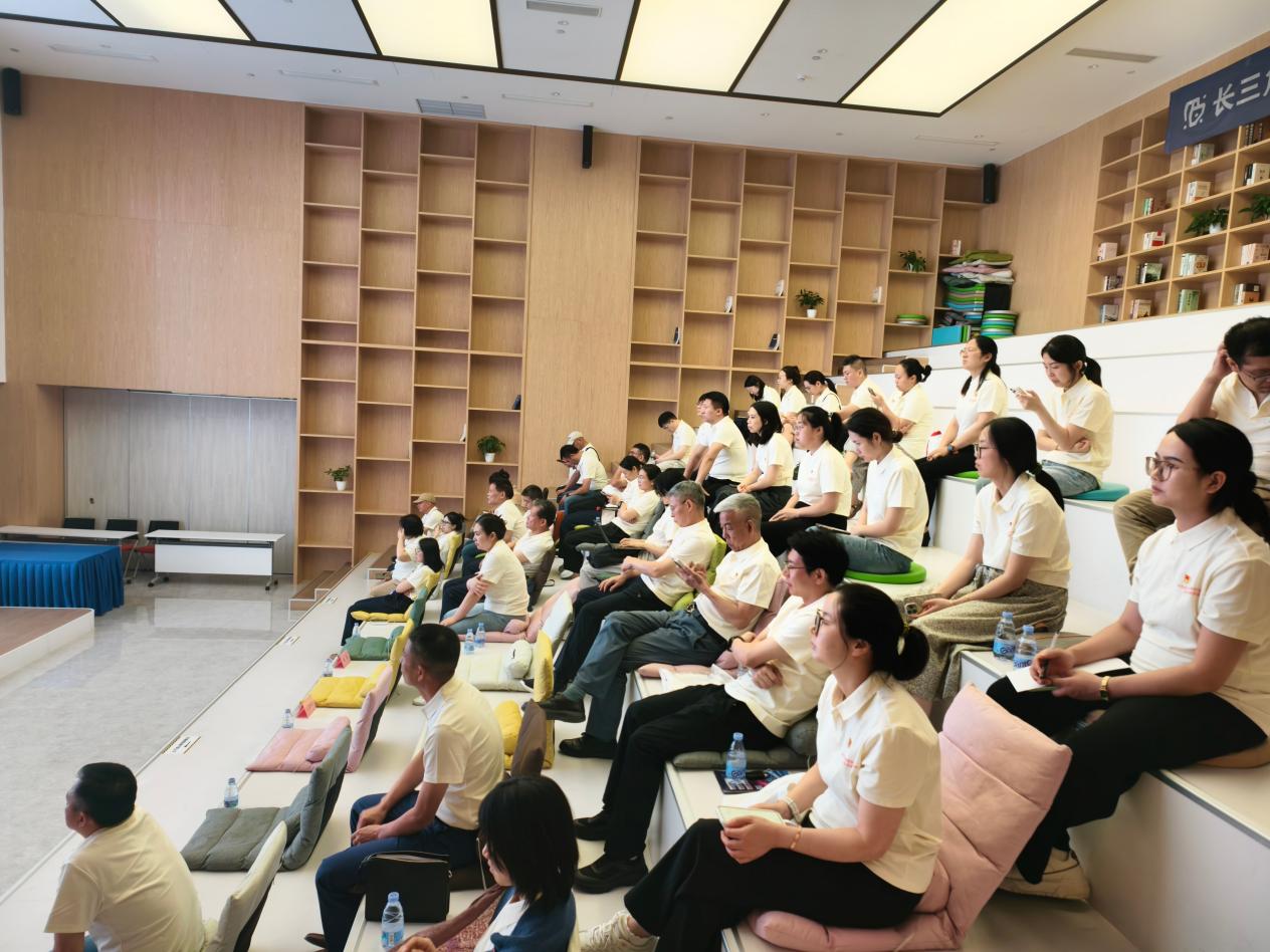 上课2.jpg